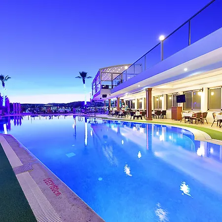 Отель Tropicana Гумбет