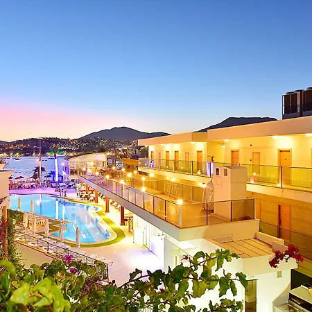 Tropicana Отель