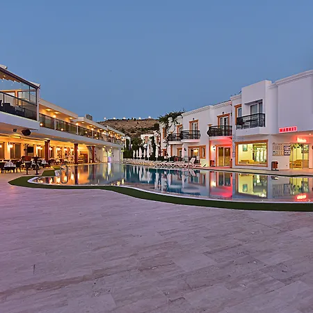 Tropicana Отель