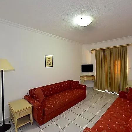 Hotel Tropicana