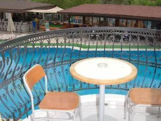 Tropicana 3*